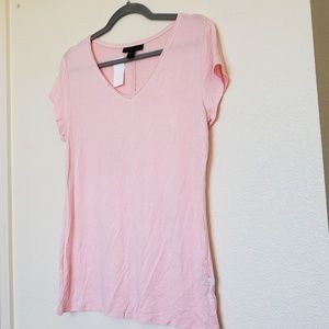 Soft pink V-neck tee